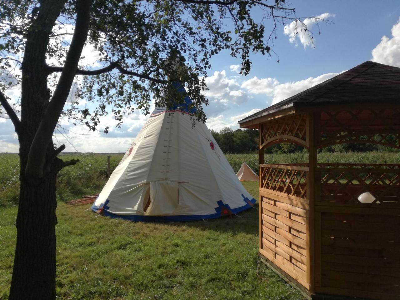 Glamping Podgrodzie Hotel Nowe Warpno Kültér fotó
