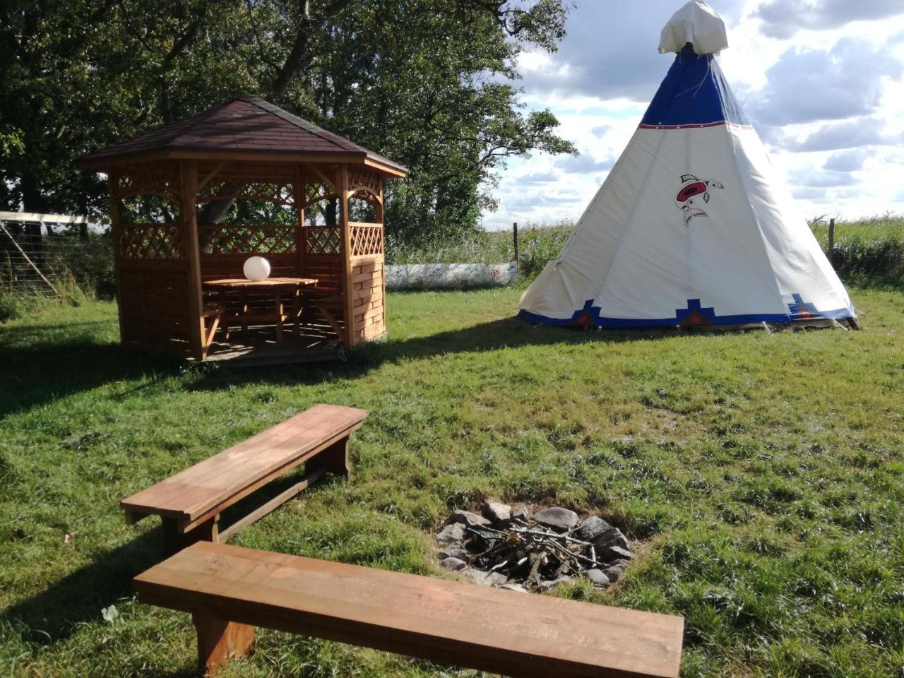Glamping Podgrodzie Hotel Nowe Warpno Kültér fotó